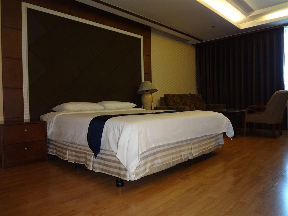 Diamond Tourist Hotel Busan Exteriör bild